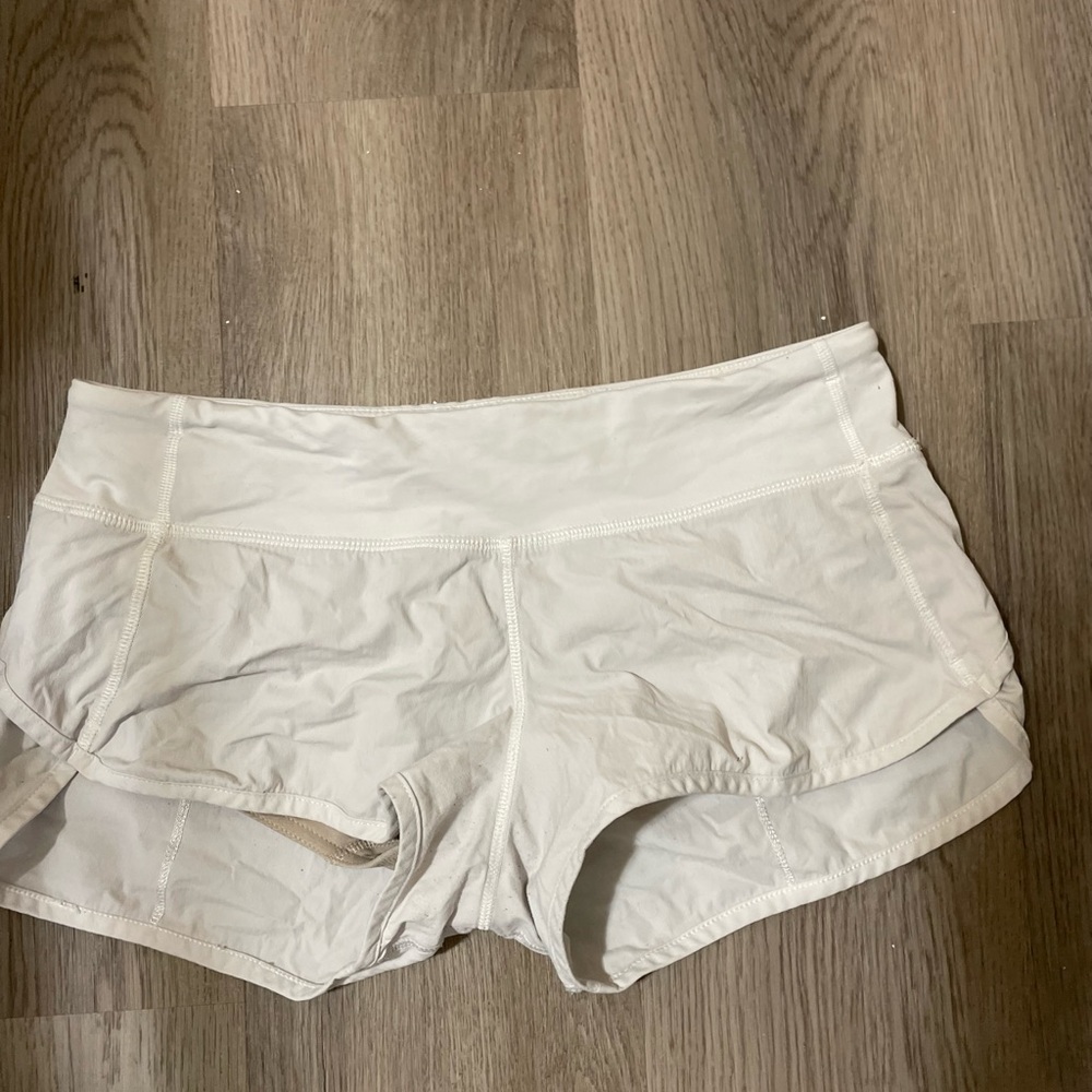 Lululemon speed up. 2.5 size 6
